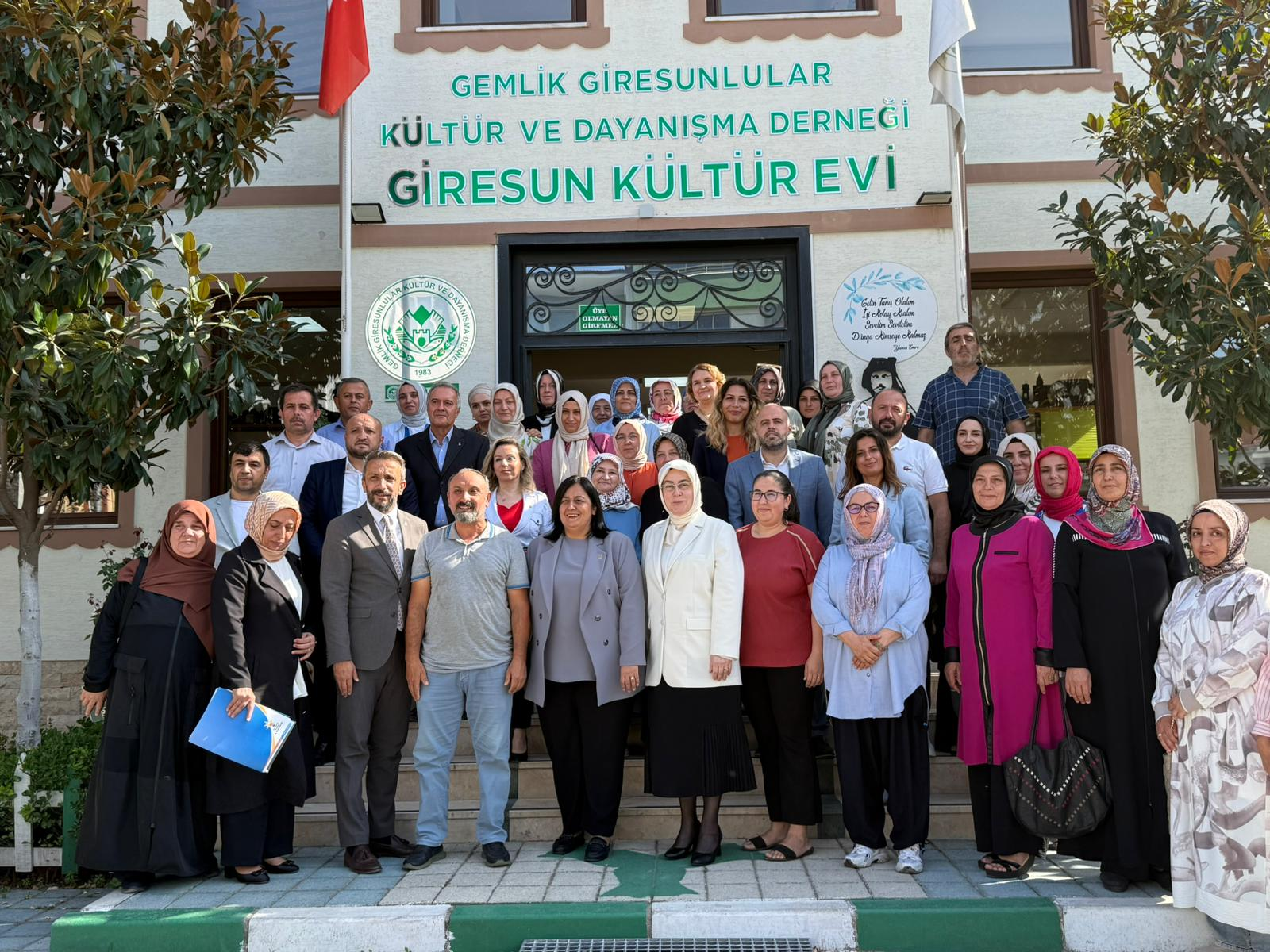 Türkiye Yüzyılı Buluşmaları Gemlik’te Yoğun İlgi Gördü