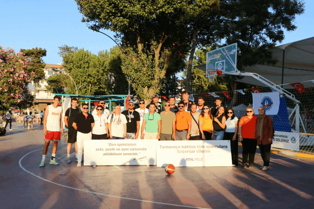 ÇİFTLİKKÖY’DE SOKAK BASKETBOLU ŞÖLENİ YAŞANDI