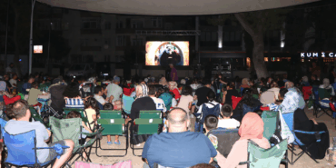 ÇİFTLİKKÖYLÜLER YAZ SİNEMASI KEYFİ YAŞADI