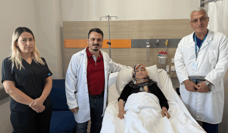 Yalova Eğitim ve Araştırma Hastanesinde Bir İlk: Beyin Anevrizması Kapalı Yöntemle Tedavi Edildi 6 Yalova Eğitim ve Araştırma Hastanesinde Bir İlk: Beyin Anevrizması Kapalı Yöntemle Tedavi Edildi