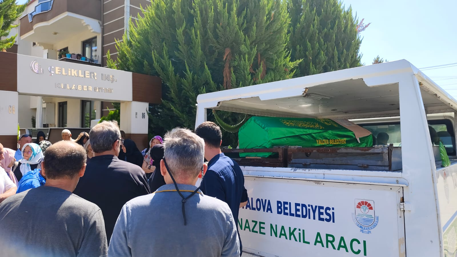 Yalova’nın Sevilen İsmi Muhammet Kulaber Son Yolculuğuna Uğurlandı