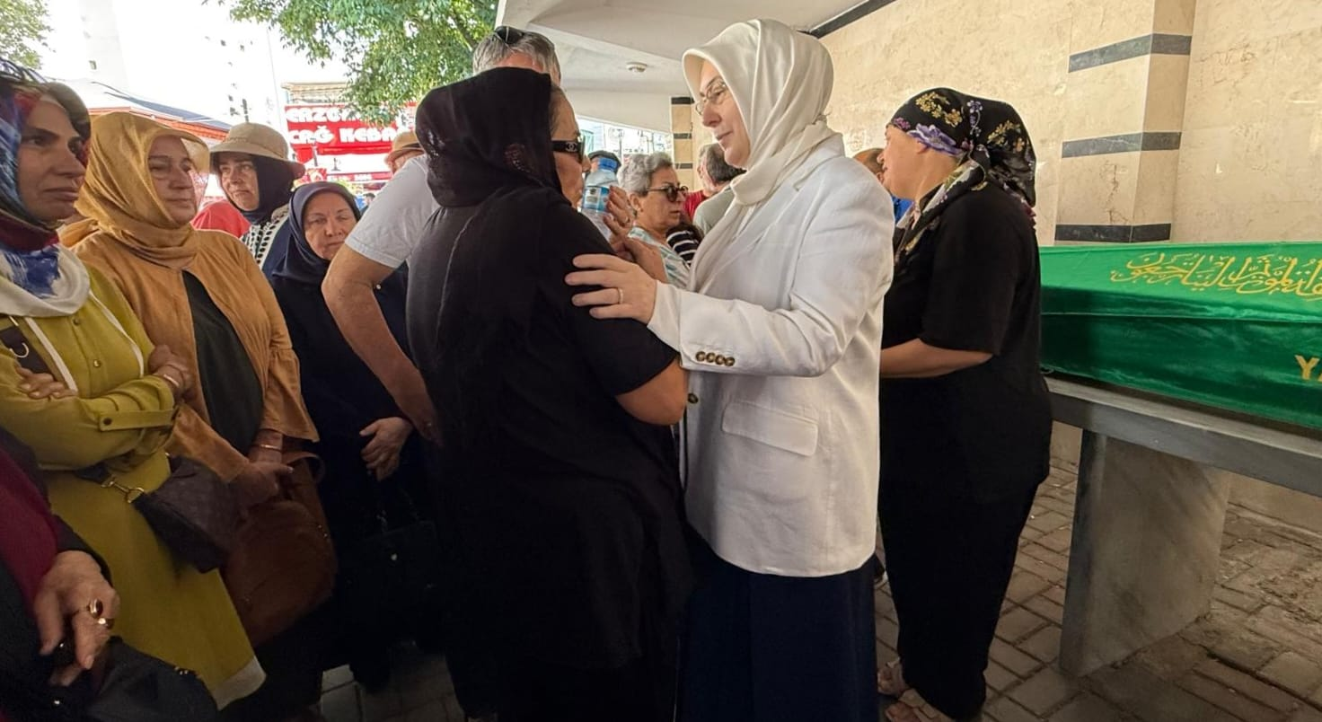 Yalova’nın Sevilen İsmi Muhammet Kulaber Son Yolculuğuna Uğurlandı