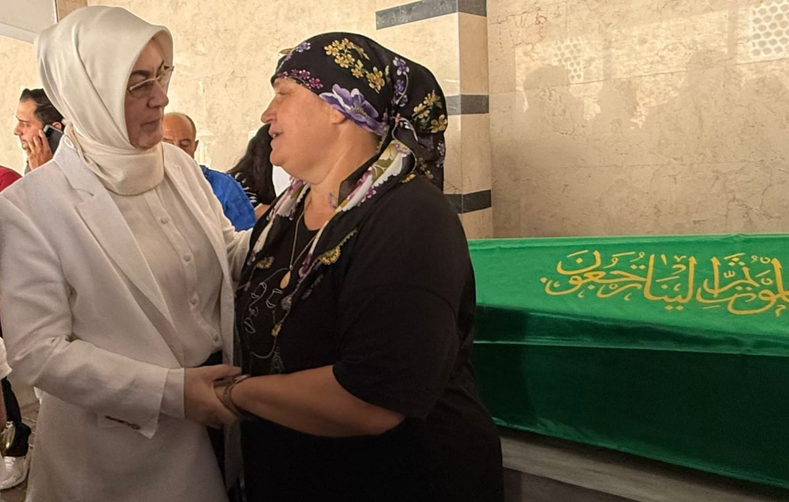 Yalova’nın Sevilen İsmi Muhammet Kulaber Son Yolculuğuna Uğurlandı