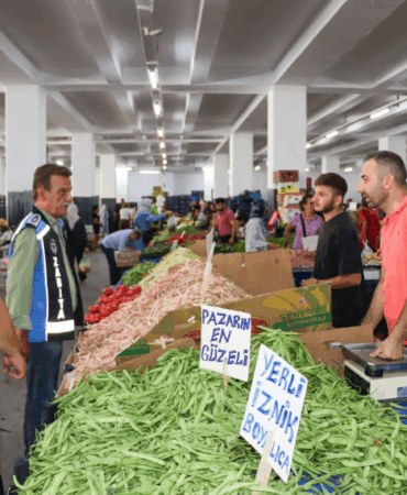 YALOVA BELEDİYESİ’NDEN PAZARYERLERİNDE SIKI DENETİM