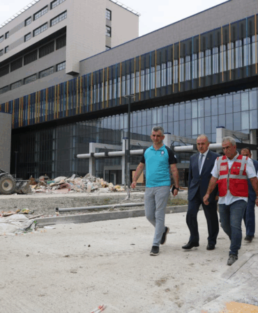 Vali Erol, Ordu Şehir Hastanesi İnşaatında İncelemelerde Bulundu
