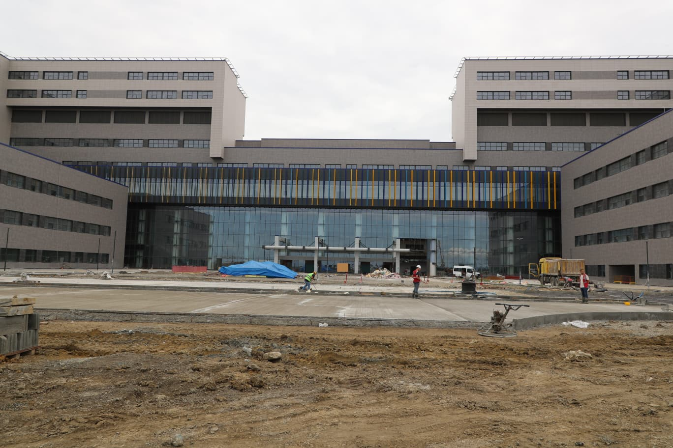 Vali Erol, Ordu Şehir Hastanesi İnşaatında İncelemelerde Bulundu