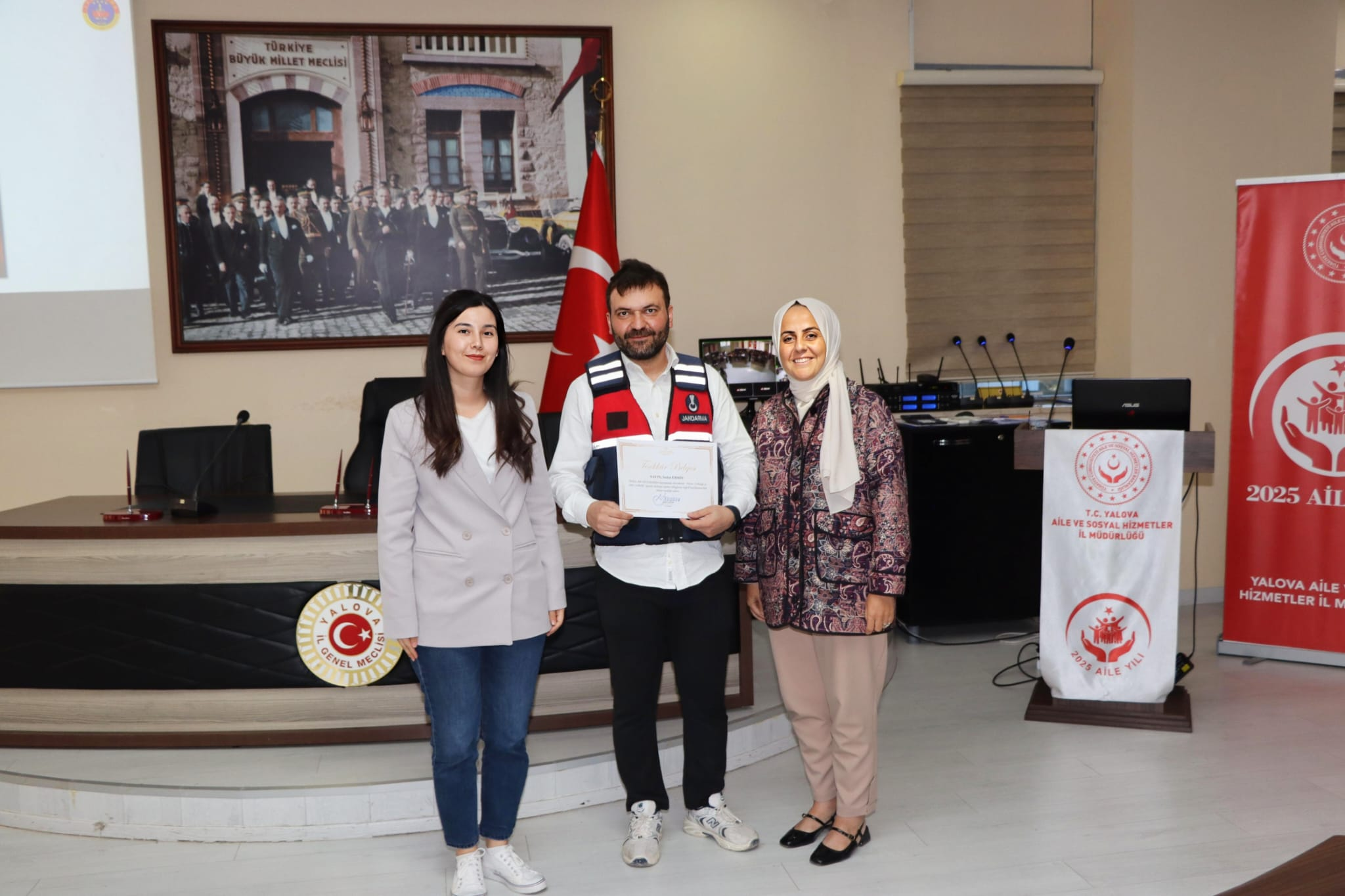 Yalova’da “Akran Zorbalığı ve Siber Zorbalık” Söyleşisi Düzenlendi