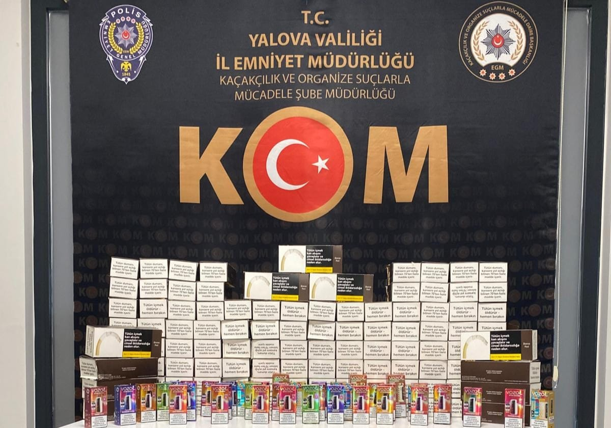 Yalova’da Kaçakçılık Operasyonu: Binlerce Makaron, Nargile Tütünü ve Elektronik Eşya Ele Geçirildi