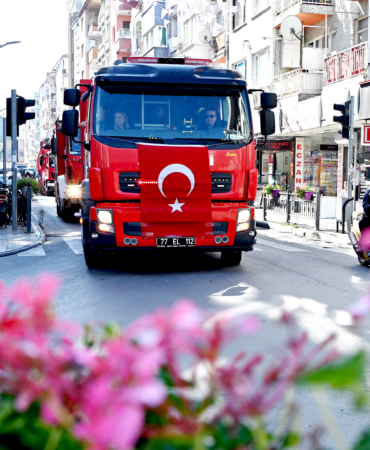 YALOVA BELEDİYESİ İTFAİYESİ’NDEN ŞEHİR TURU