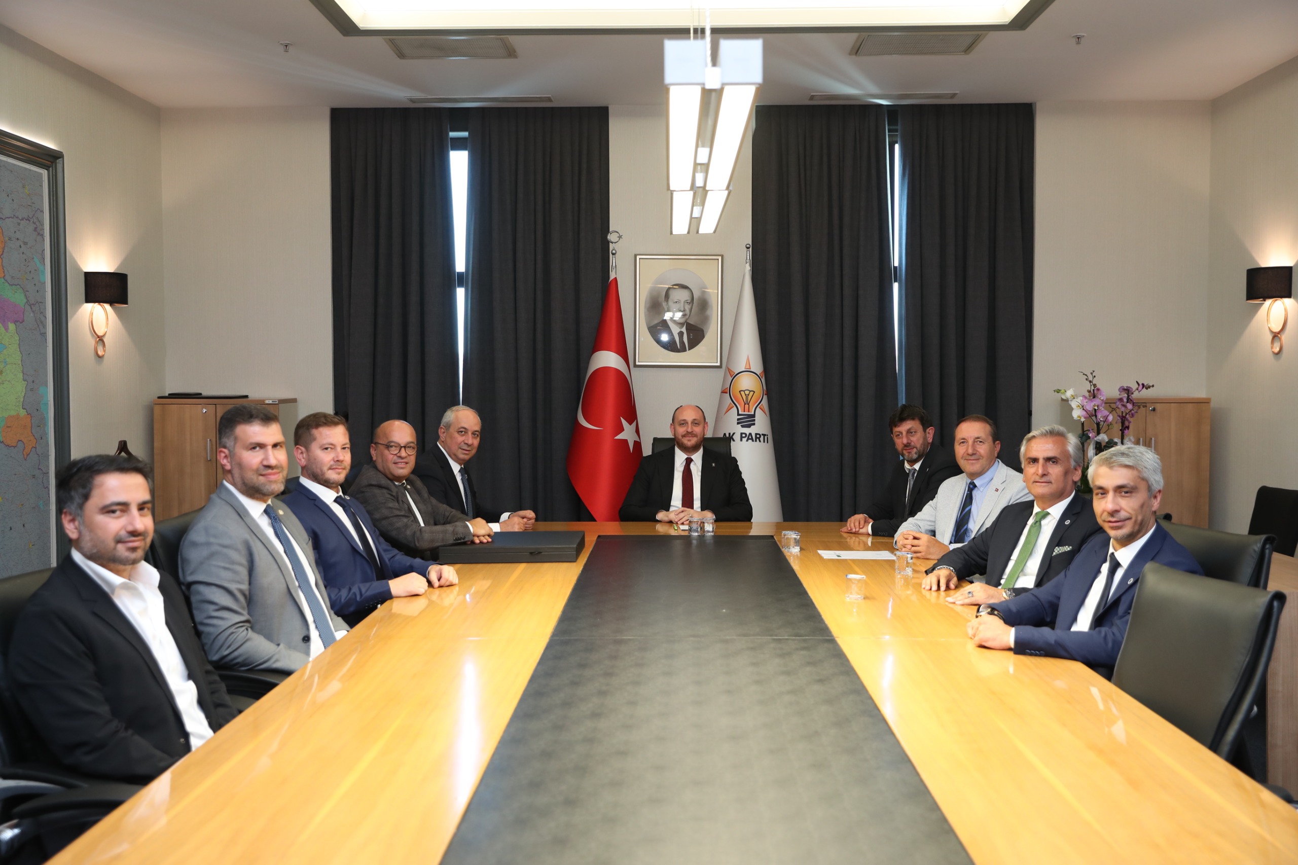 YTSO Heyetinden AK Parti Genel Başkan Yardımcısı Ahmet Büyükgümüş’e Ziyaret