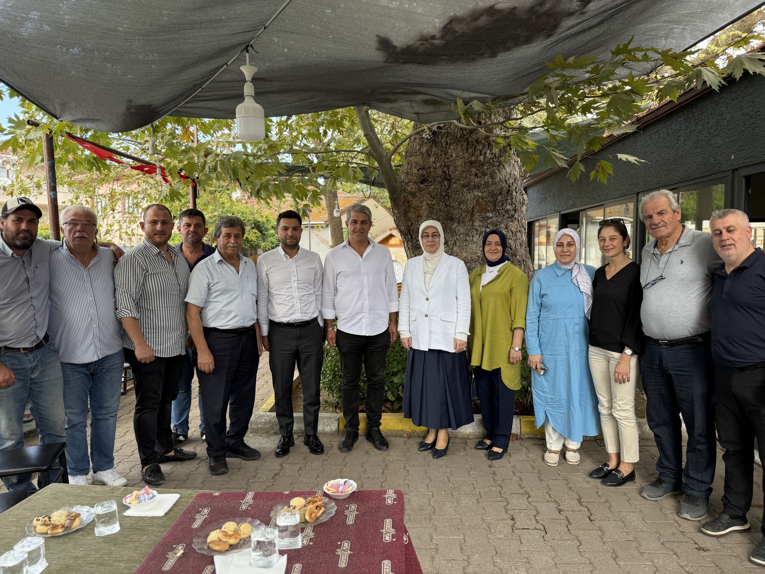 AK Parti Yalova Milletvekili Meliha Akyol Çiftlikköy’ün Köylerinde Vatandaşlarla Buluştu 6 AK Parti Yalova Milletvekili Meliha Akyol Çiftlikköy’ün Köylerinde Vatandaşlarla Buluştu