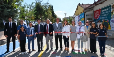 YALOVA’NIN İLK ÇOCUK DOSTU SOKAĞI AÇILDI