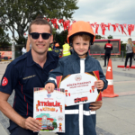 YALOVA’DA MİNİK İTFAİYECİLER ETKİNLİĞİ YOĞUN İLGİ GÖRDÜ 9 YALOVA’DA MİNİK İTFAİYECİLER ETKİNLİĞİ YOĞUN İLGİ GÖRDÜ