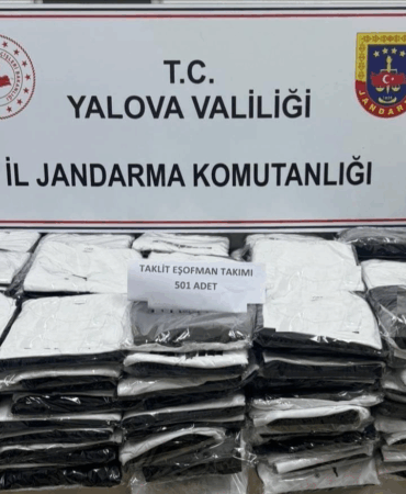 Yalova’da Jandarmadan Sahte Eşofman Operasyonu: 120 Bin TL’lik Ürün Ele Geçirildi