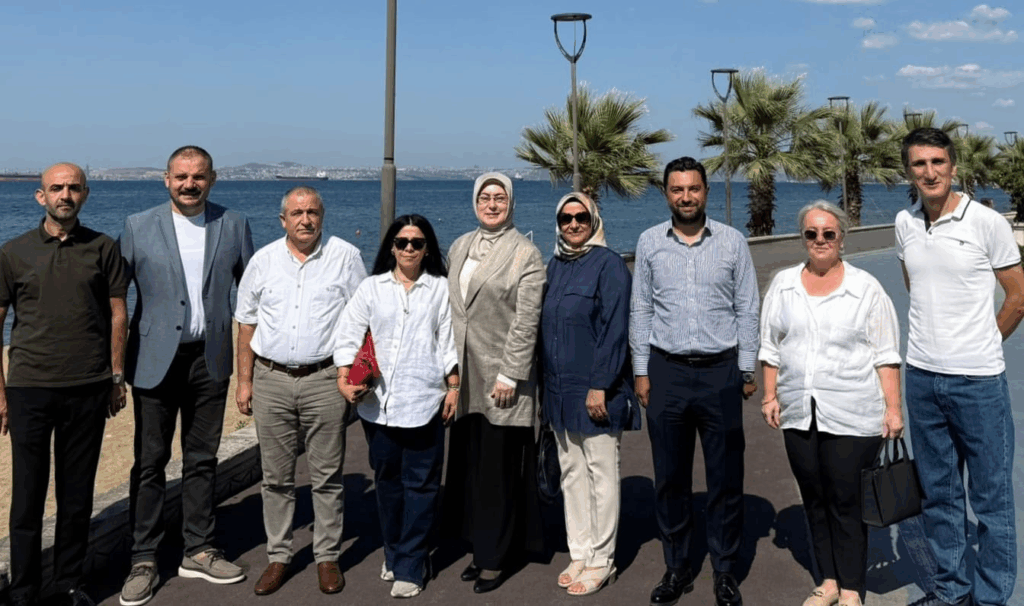Vekil Meliha Akyol, Çiftlikköy’de Muhtarlarla Buluştu