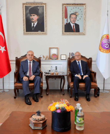 İçişleri Bakanlığı EYP ile Mücadele Koordine Müdürü Kıdemli Albay Ömer Karabulut’tan Ordu Valisi Muammer Erol’a Ziyaret