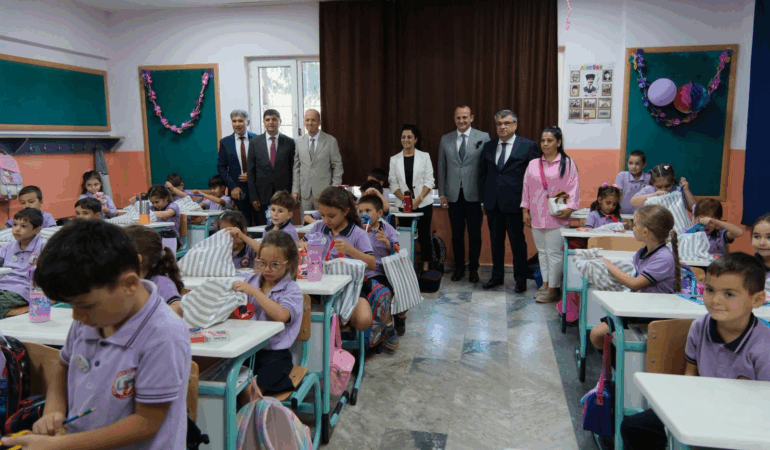 Çiftlikköy’de İlk Ders Zili Çaldı