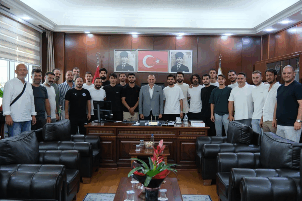 ÇİFTLİKKÖY BELEDİYESPOR’DA HEDEF ŞAMPİYONLUK