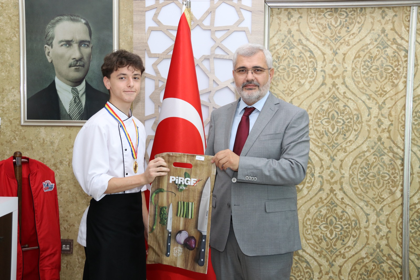 Yalovalı Öğrenciler Romanya’dan Madalyalarla Döndü