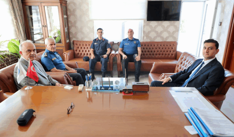Ordu Valisi Muammer Erol, Çamaş’ta İncelemelerde Bulundu 6 Ordu Valisi Muammer Erol, Çamaş’ta İncelemelerde Bulundu