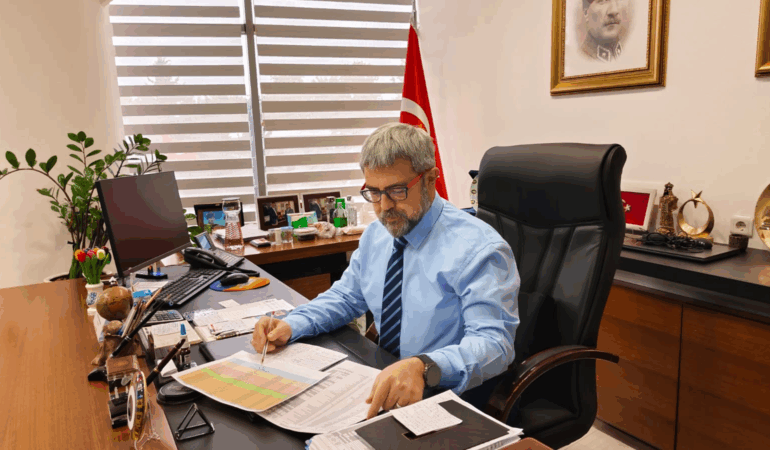 Yalova İl Sağlık Müdürü Dr. Ömer Halim Kaşıkçı’dan Eğitime ve Sevgiye Dair Anlamlı Paylaşım