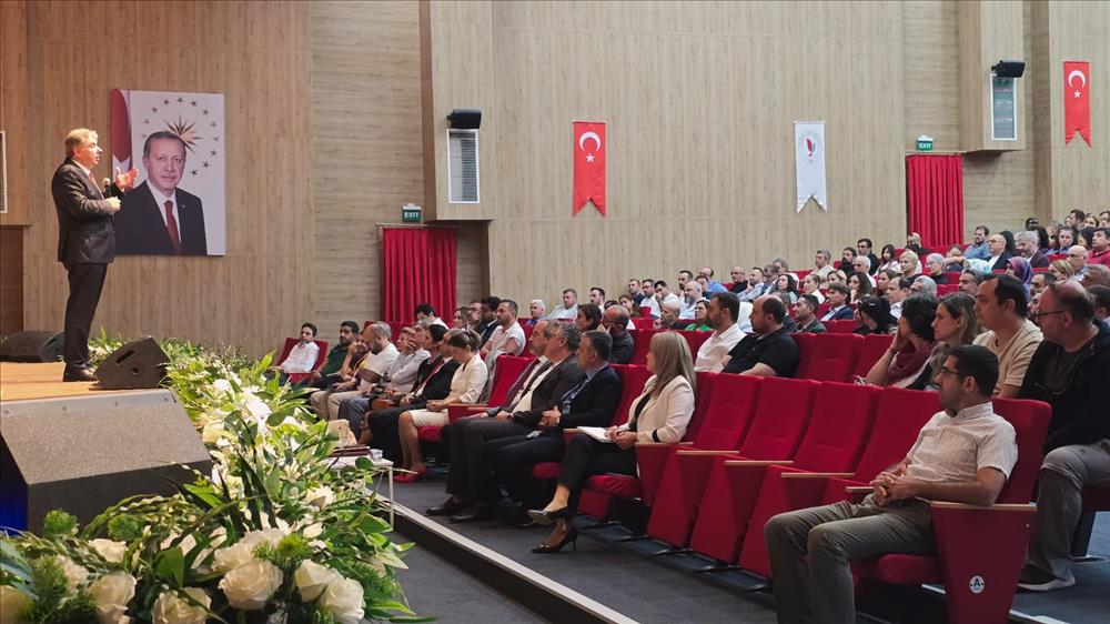 Yalova Üniversitesi’nde Kurumsal Akreditasyon Programı Tanıtım ve Hazırlık Toplantısı Gerçekleştirildi