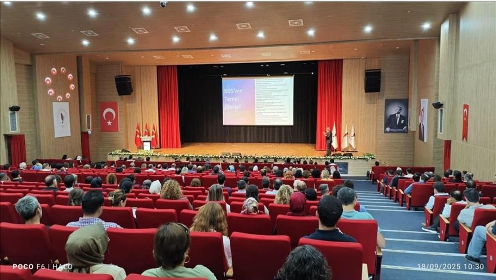 Yalova Üniversitesi’nde Kurumsal Akreditasyon Programı Tanıtım ve Hazırlık Toplantısı Gerçekleştirildi