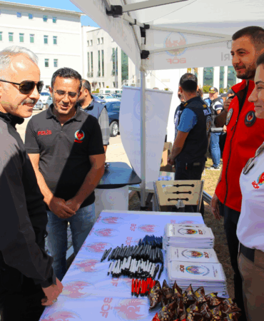 Yalova Emniyeti Üniversite Öğrencileriyle Buluştu