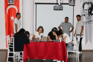 ÇİFTLİKKÖYLÜLER, İSTİHDAM OFİSİ’YLE İŞ SAHİBİ OLUYOR