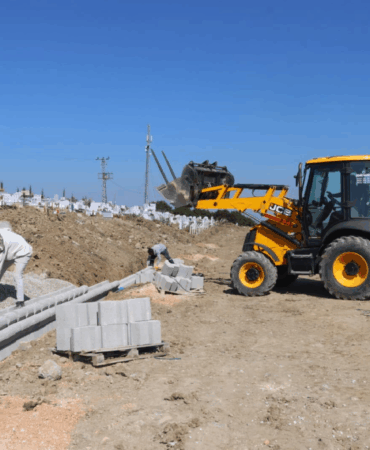 Yalova Paşakent Mezarlığı’nda Genişletme ve İstinat Duvarı Çalışmaları Başladı