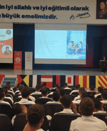 Yalova’da “Aile Değerleri Semineri” Düzenlendi