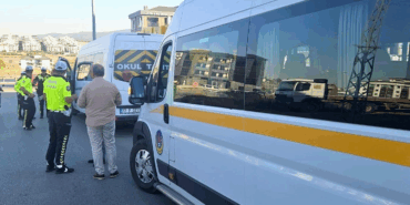 Yalova’da Okul Servislerine Sıkı Denetim: 50 Araç ve Şoföre Ceza, 4 Araç Trafikten Men Edildi