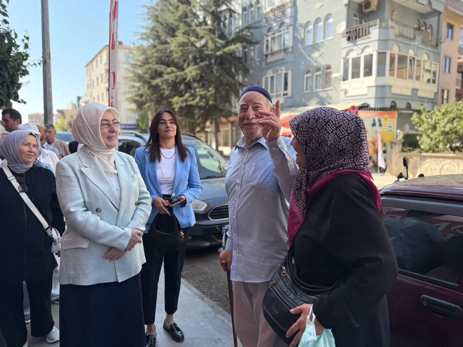 Meliha Akyol: “Teşkilatımızla birlikte, Yalova’mızın sokak sokak, cadde cadde her köşesindeyiz”