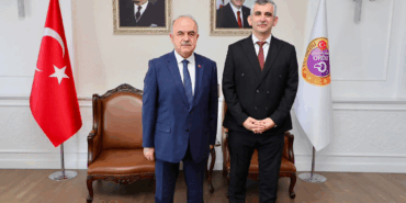 Ordu İl Sağlık Müdürü Dr. Dursun Tüzün’den Vali Muammer Erol’a Veda Ziyareti