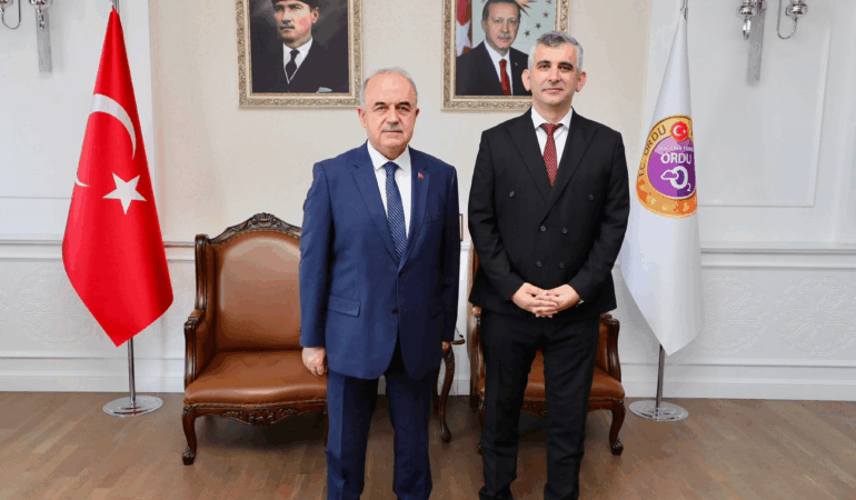 Ordu İl Sağlık Müdürü Dr. Dursun Tüzün’den Vali Muammer Erol’a Veda Ziyareti