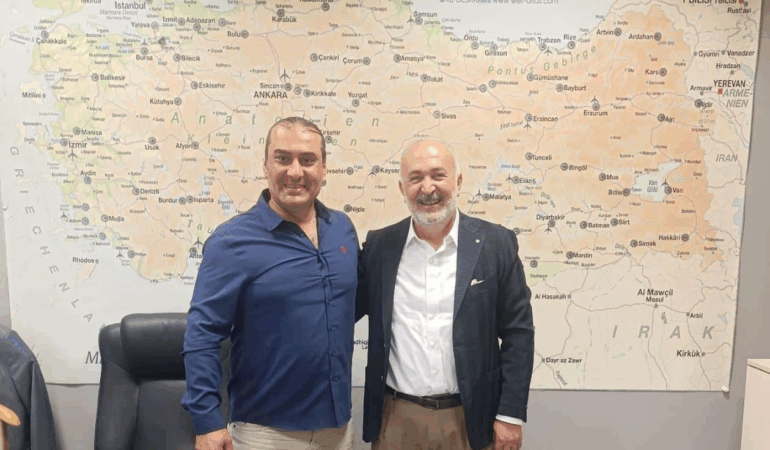 Yalova’da Anlamlı Buluşma: TÜVTÜRK Araç Muayene Müdürü Mahmut Erdem Mısır, Eski Çiftlikköy Belediye Başkanı Ali Murat Silpagar’ı Ağırladı