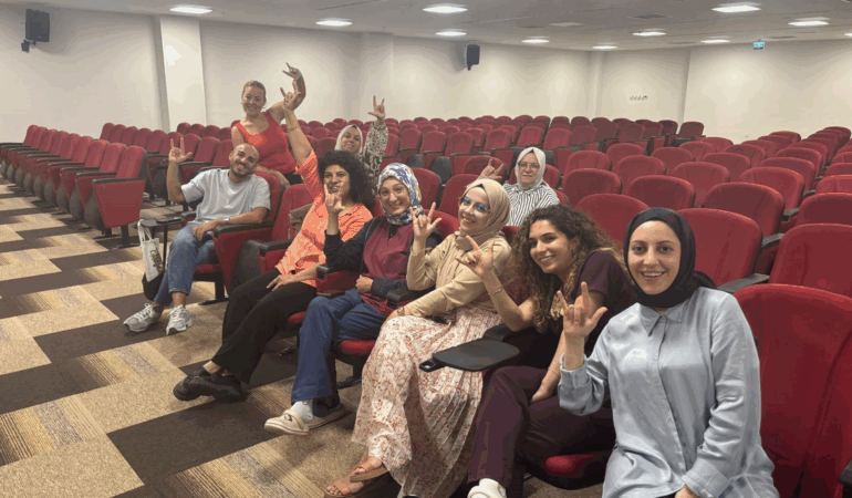 Yalova’da İşaret Dili Eğitimi Başarıyla Tamamlandı 6 Yalova’da İşaret Dili Eğitimi Başarıyla Tamamlandı