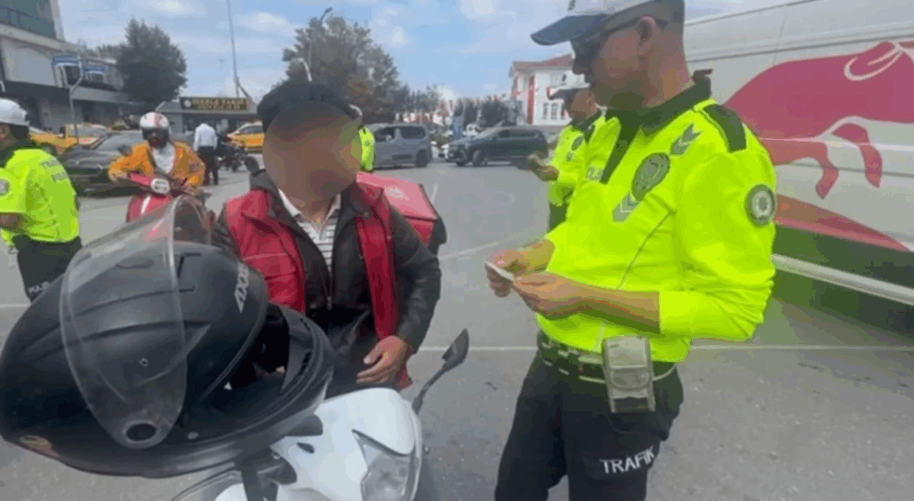 Yalova’da 529 Motosikletli Kurye Denetlendi: Yetki Belgesi Olmayanlara Ceza