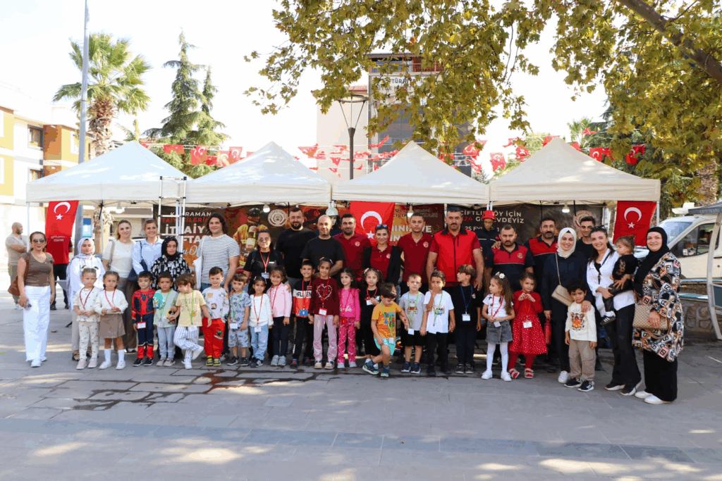 ÇİFTLİKKÖY İTFAİYECİLERİNDEN COŞKULU KUTLAMA