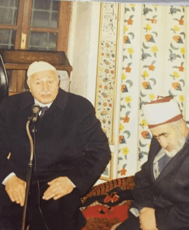 Erbakan Hocanın Bereketzade Camii Ziyareti ve Kasım Baba ile Tarihi Sohbet