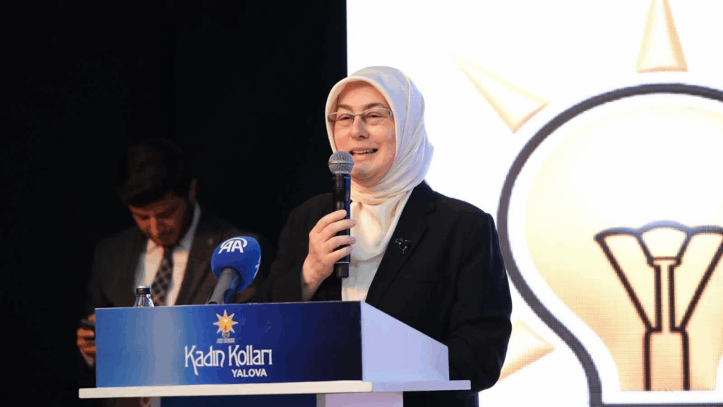 Yalova’da AK Parti Kadın Kolları Danışma Kurulu Toplantısı ve Koru Belde Teşkilatı Açılışı Gerçekleştirildi