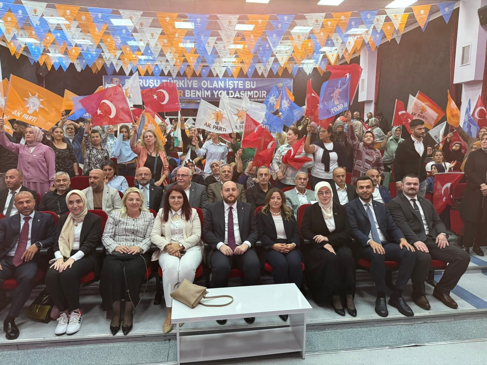 Yalova’da AK Parti Kadın Kolları Danışma Kurulu Toplantısı ve Koru Belde Teşkilatı Açılışı Gerçekleştirildi