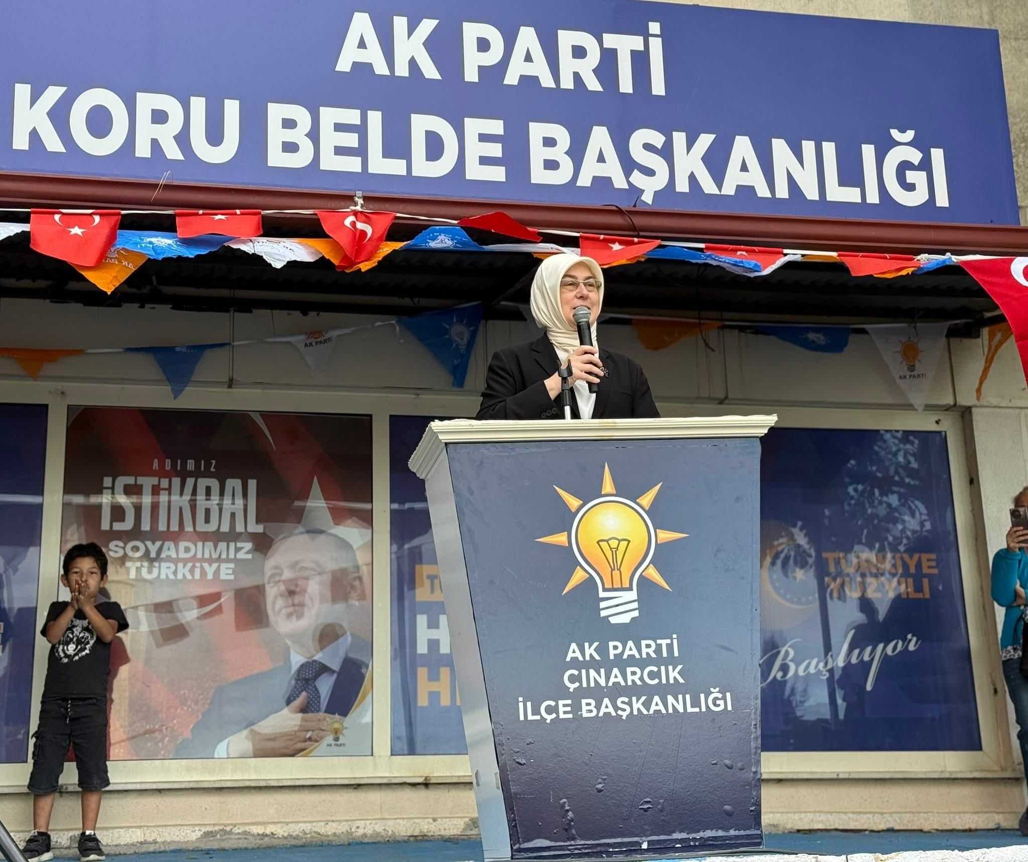 Yalova’da AK Parti Kadın Kolları Danışma Kurulu Toplantısı ve Koru Belde Teşkilatı Açılışı Gerçekleştirildi