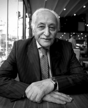 Türk Edebiyatının Usta İsmi Yavuz Bülent Bâkiler Vefat Etti