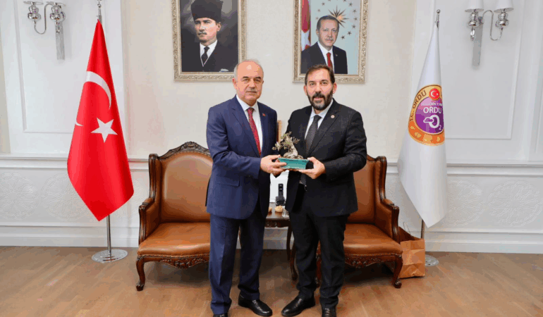 Türkiye Kent Konseyleri Birliği Başkanı Hasan Soygüzel’den Ordu Valisi Muammer Erol’a Ziyaret