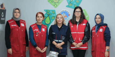 GIDA İSRAFINA DİKKAT ÇEKMEK İÇİN KOMPOST ÜRETTİLER