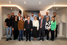 İlk protokol dersi babaanneden: “Kalkacağın yere oturma”