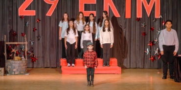 Yalova’da Cumhuriyet Coşkusu Sanatla Yaşandı 8 Yalova’da Cumhuriyet Coşkusu Sanatla Yaşandı