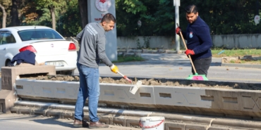 CENGİZ KOÇAL CADDESİ ORTA REFÜJÜNDE ÇALIŞMALAR BAŞLADI