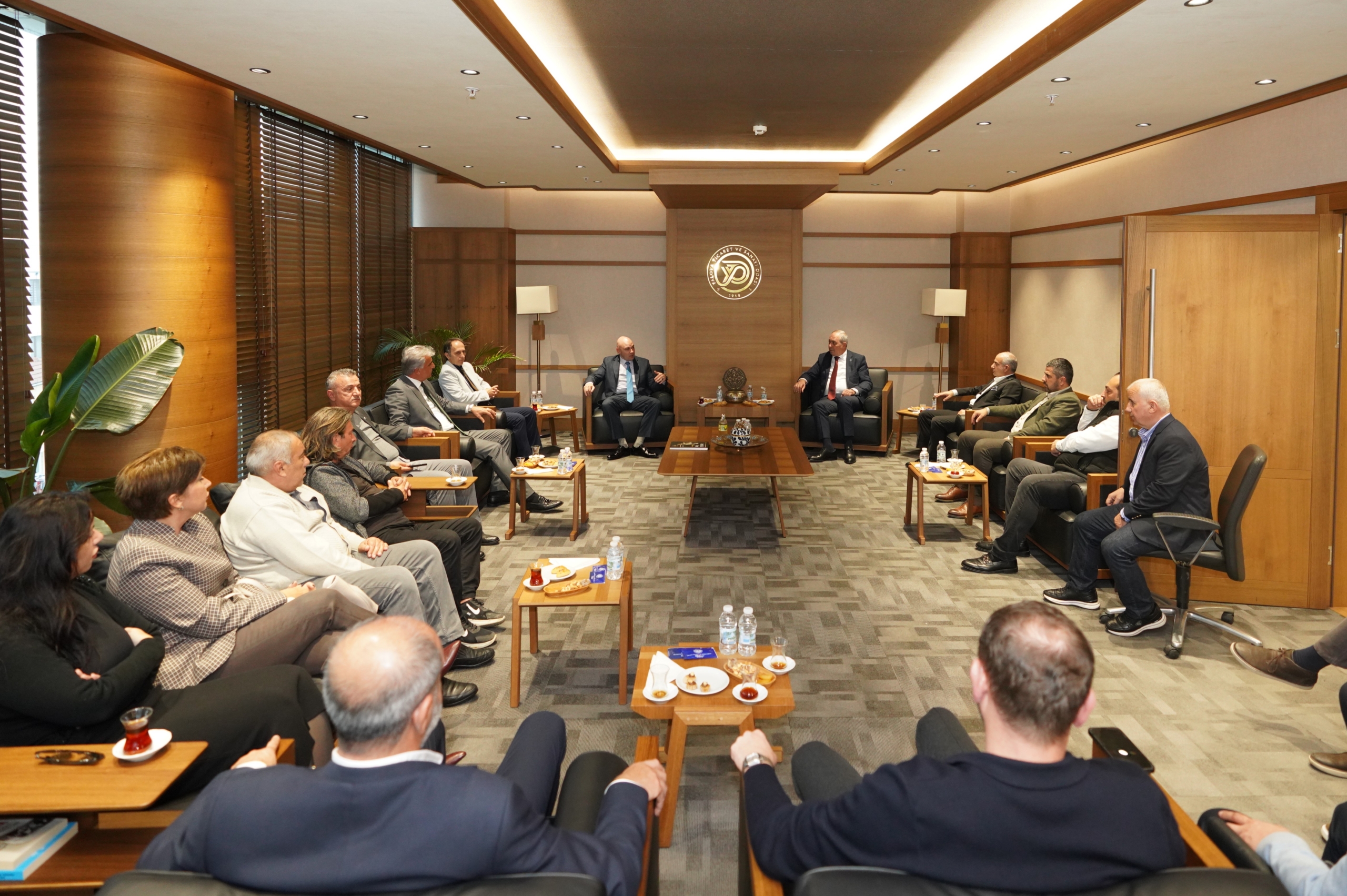 “BULGARİSTAN’DA YATIRIM FIRSATLARI” TOPLANTISI GERÇEKLEŞTİRİLDİ 4 “BULGARİSTAN’DA YATIRIM FIRSATLARI” TOPLANTISI GERÇEKLEŞTİRİLDİ
